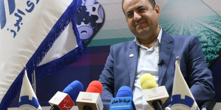 گفت وگو با علی گودرزی، تولید کننده نمونه فعال در صنعت آب کشور