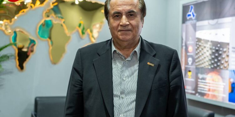 فعالیت گسترده مجتمع فولاد اسفراین استان اصفهان(+فیلم)