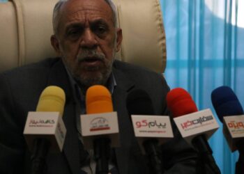 این گفت وگو را با رایحه گل مطالعه کنید