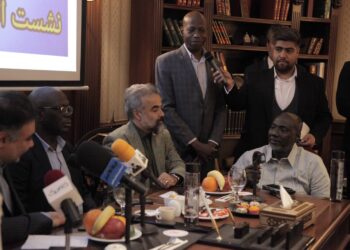 تلاش ما کمک به رشد و شکوفایی صادرات کشور با کمک نخبگان و شرکت های بخش خصوصی است