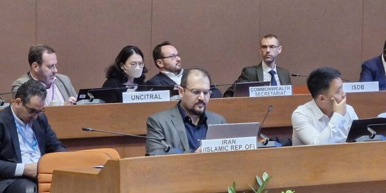 انفجار تجارت الکترونیکی در ایران: رشدی بی سابقه و چشم اندازی روشن برای آینده